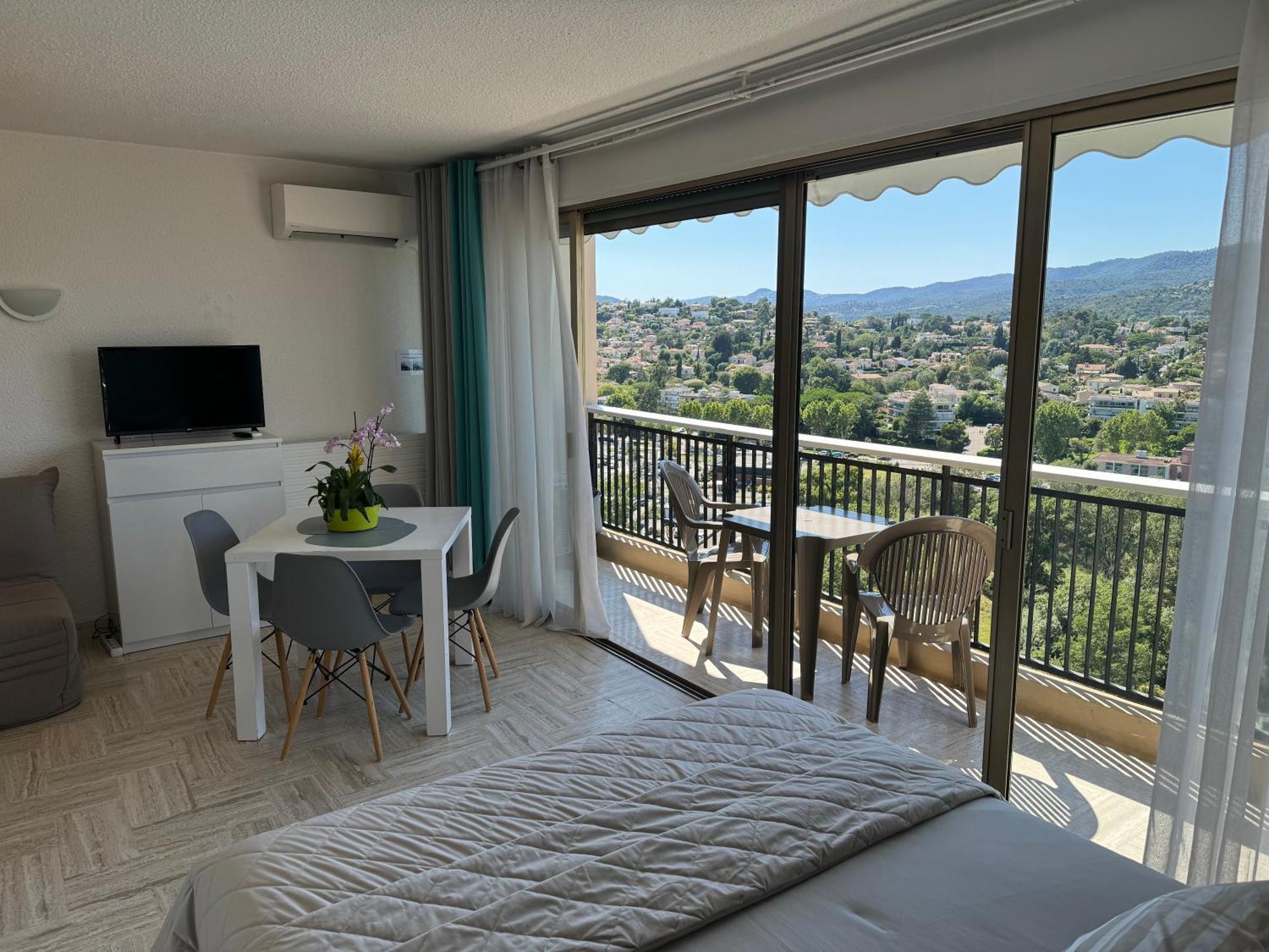 My Resid Appart Cannes Vue Marina Et Vue Montagne Mandelieu Exterior foto